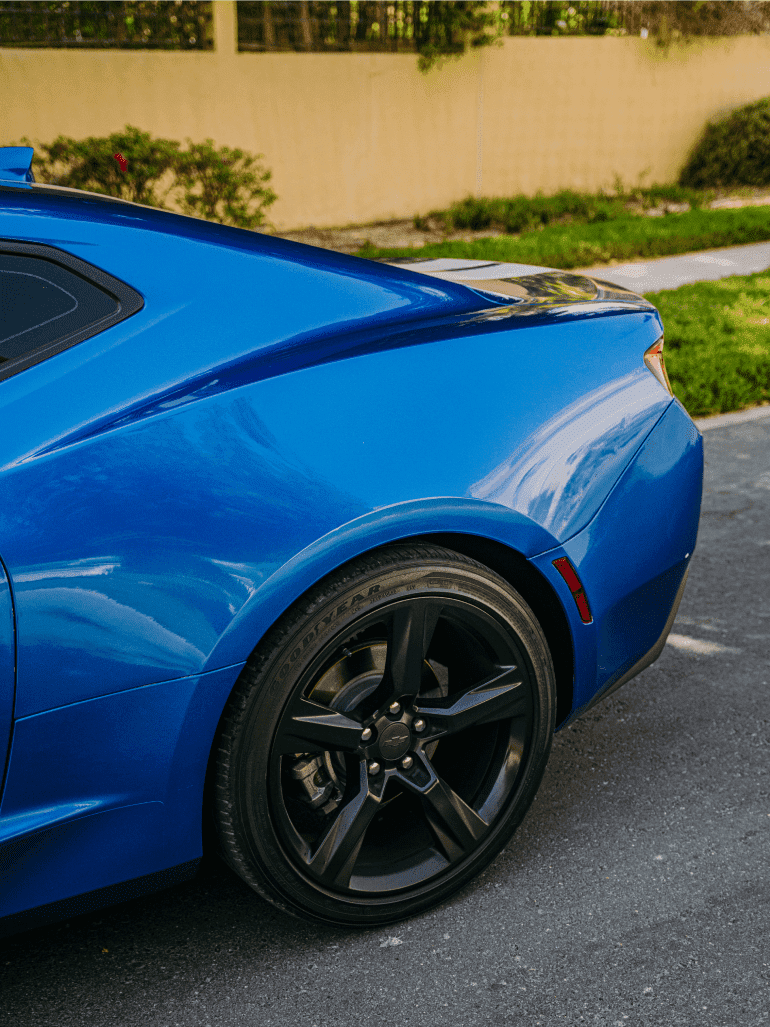 Chevrolet Camaro (Blau)