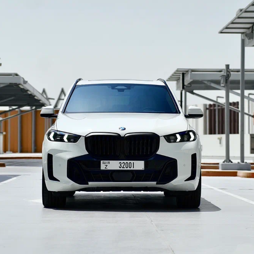 BMW X5 2025 (white)