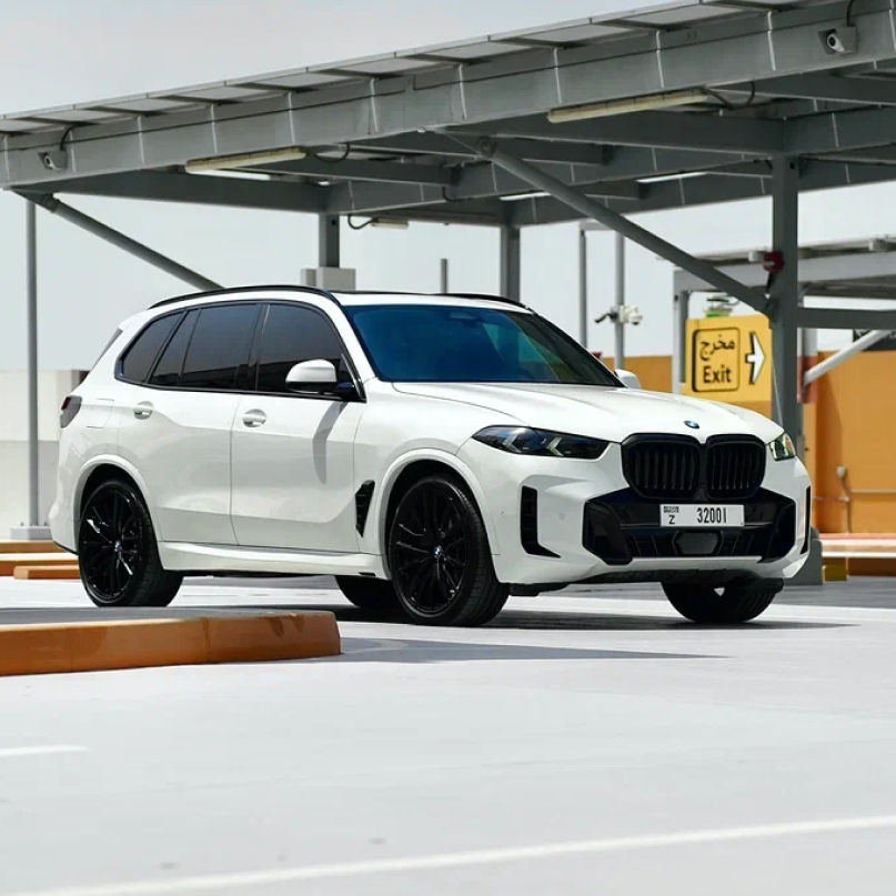 BMW X5 2025 (white)