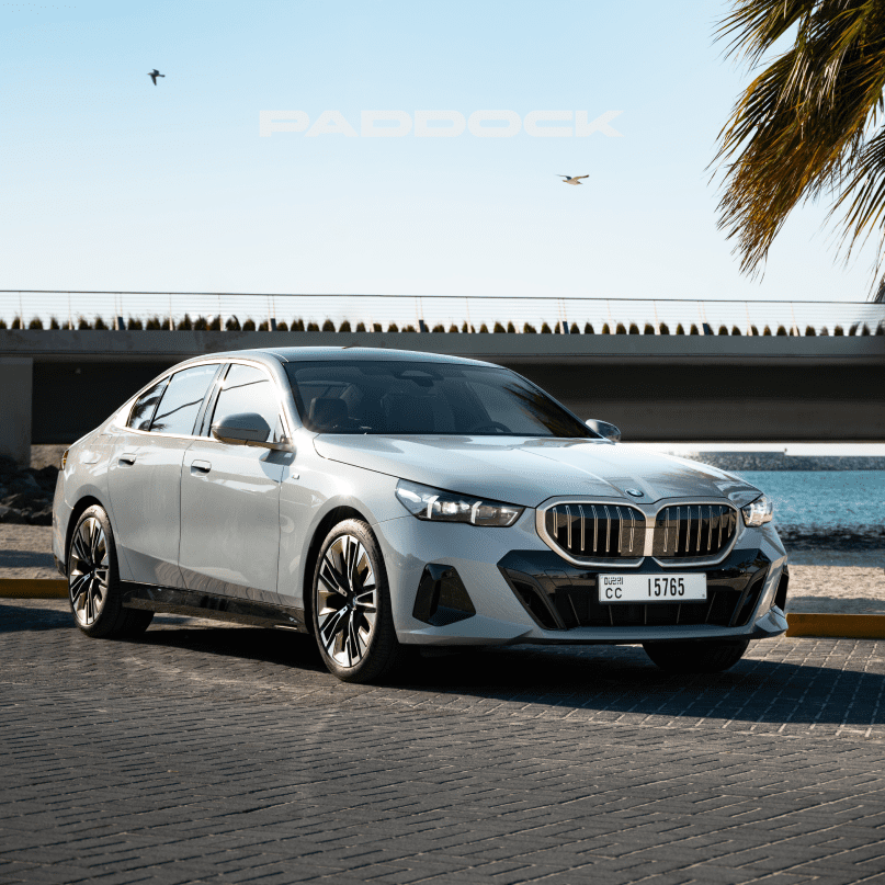 BMW 520i 2024 (grey)