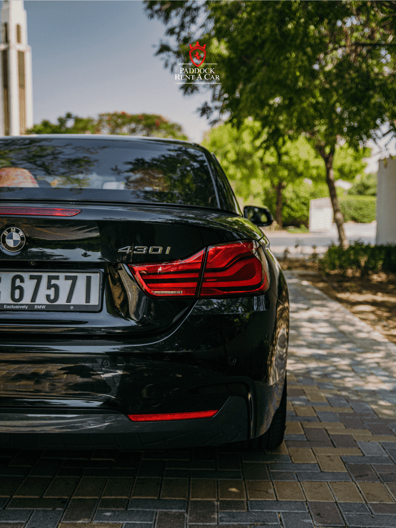 BMW 430i Convertible (Black)
