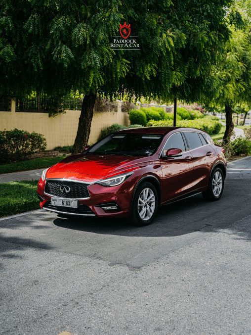 Infiniti Q30
