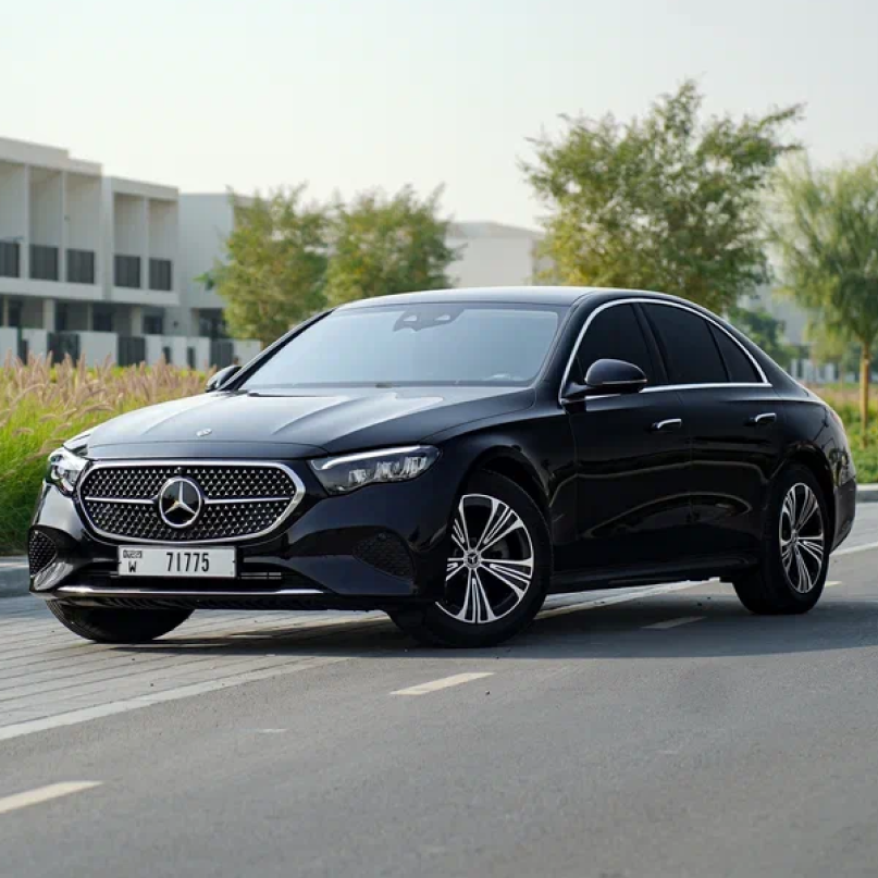 Mercedes-Benz E200