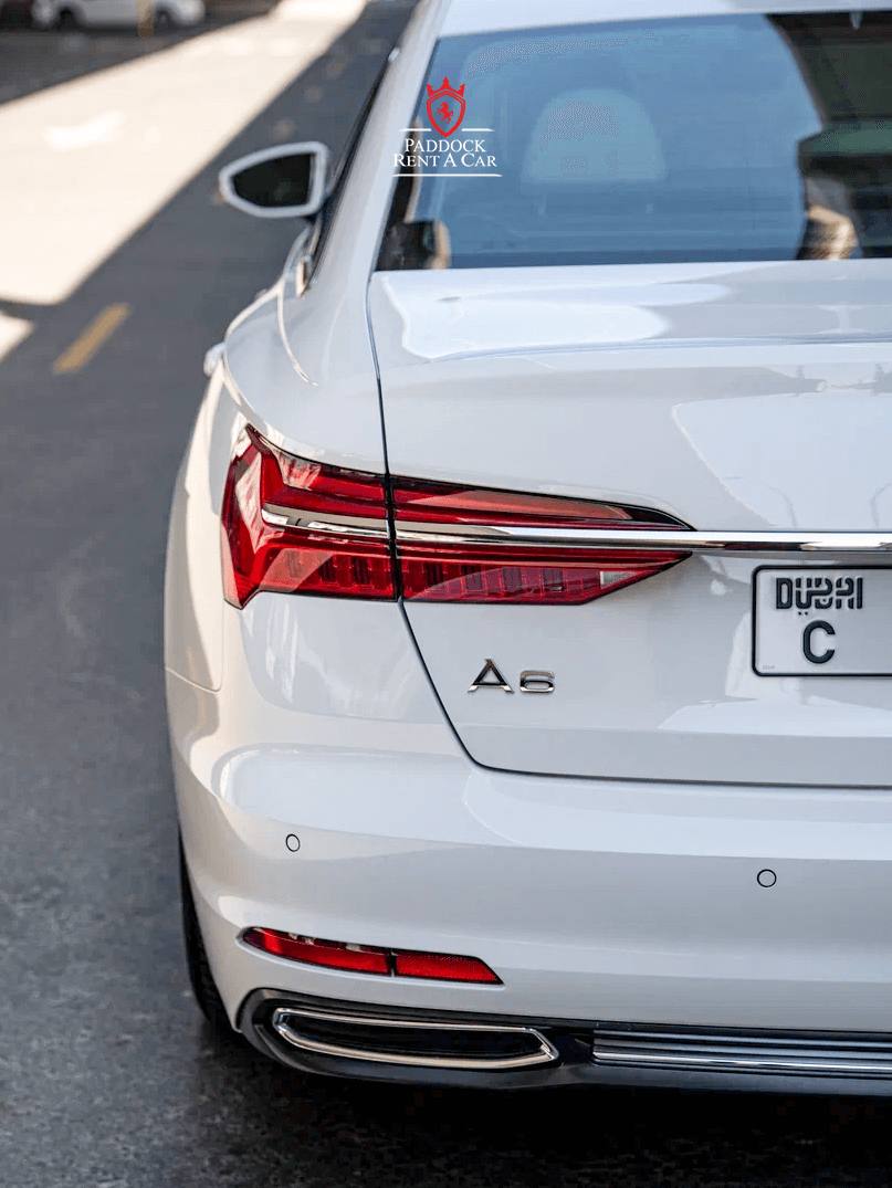 Audi A6 (Weiss)