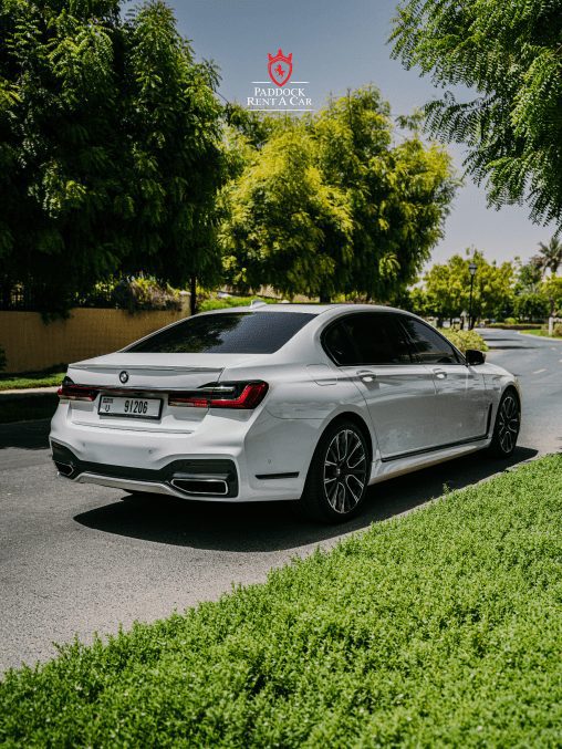BMW 730