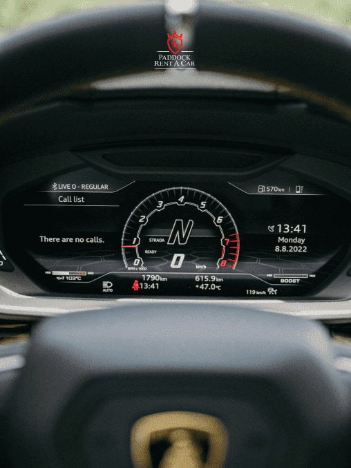 Rent Lamborghini URUS Dubai
