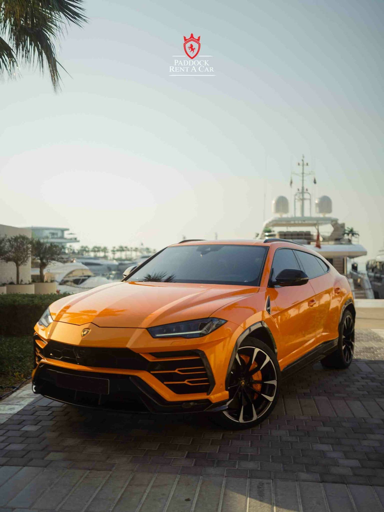 Lamborghini URUS (Orange)