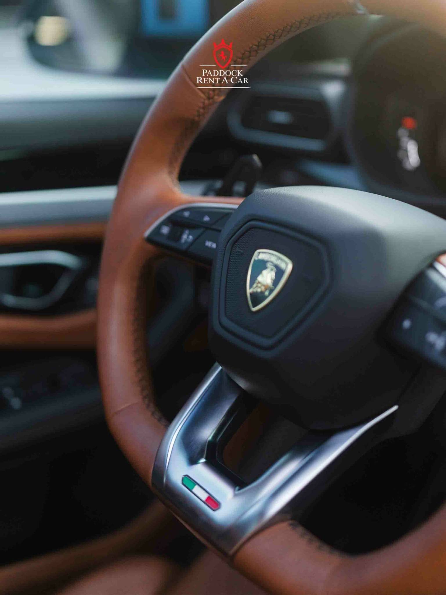 Lamborghini URUS (Himmelblau)