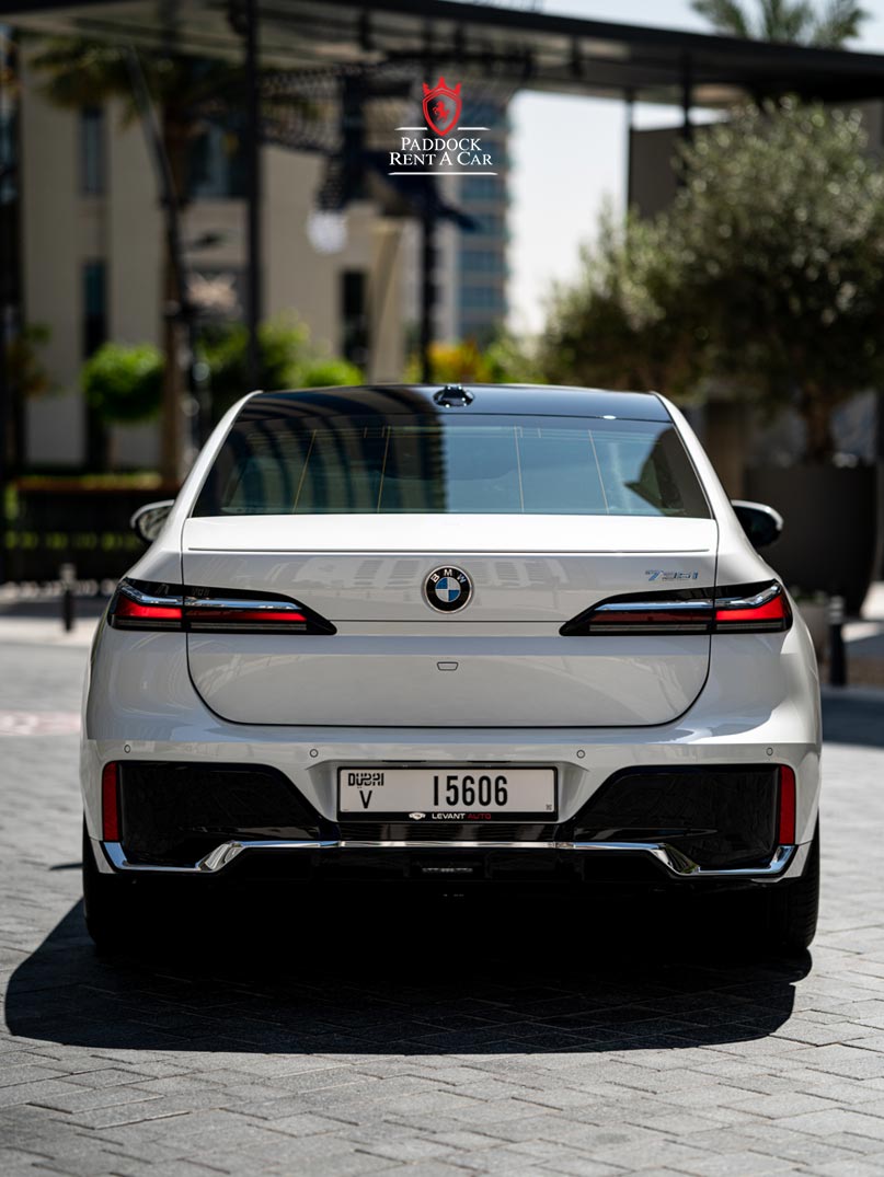 BMW 735i
