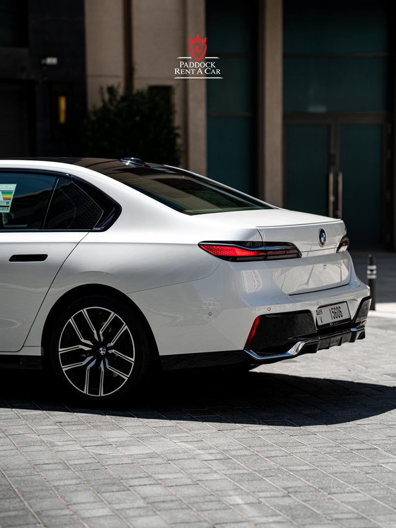BMW 735i