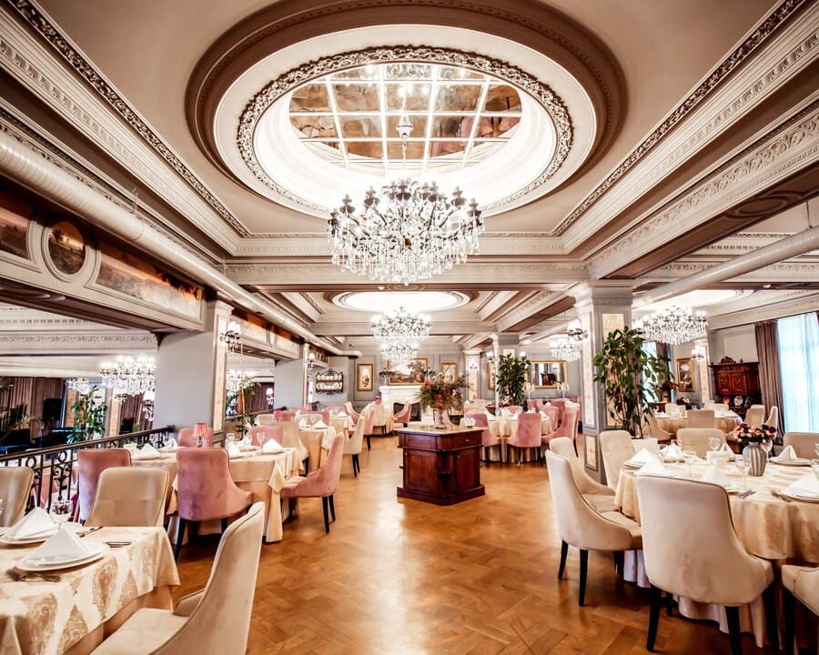 Valentine’s Day Dinner in Dubai: TOP Restaurants for Two