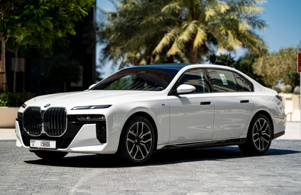 BMW 735i