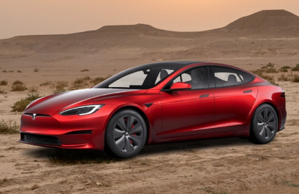 Tesla Madel S plaid red