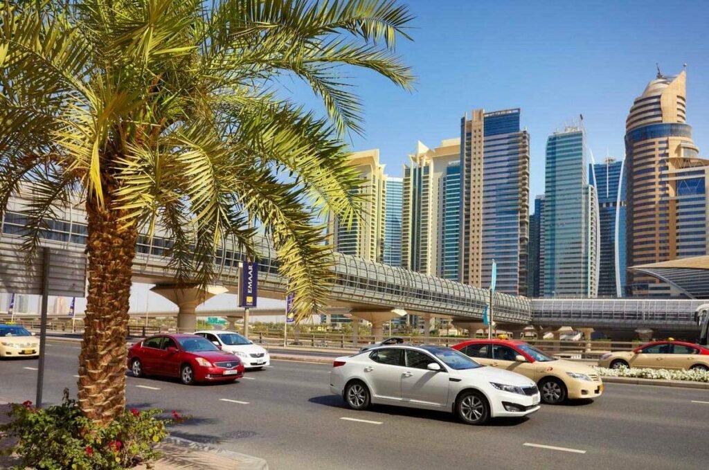 paddockrentacar. Driving Safely in Dubai: Ten Recommendations from Be VIP