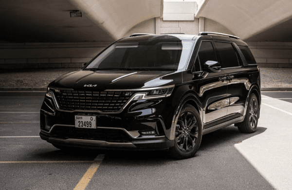 Kia Carnival (Black)