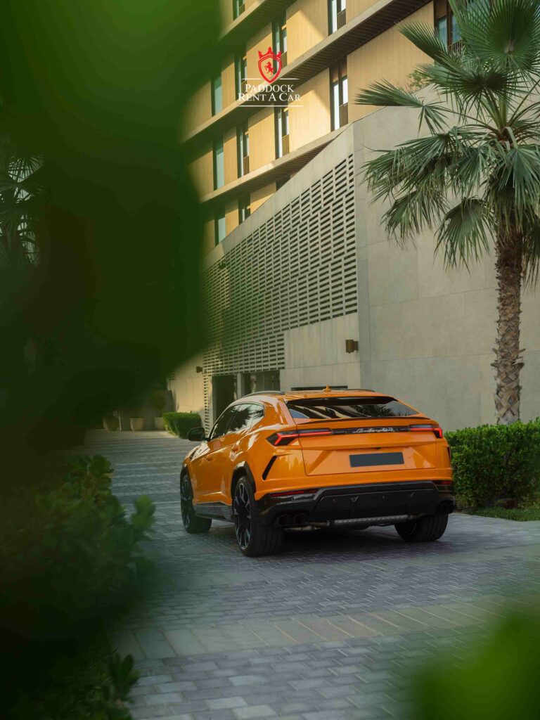 Lamborghini URUS (Carbon Orange)