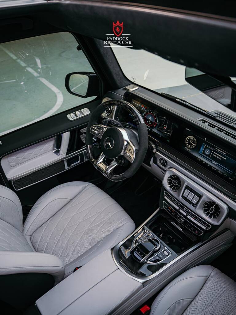 Mercedes-Benz AMG G63 (Grey)