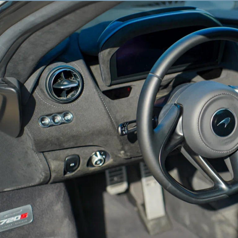 McLaren 720s Spyder