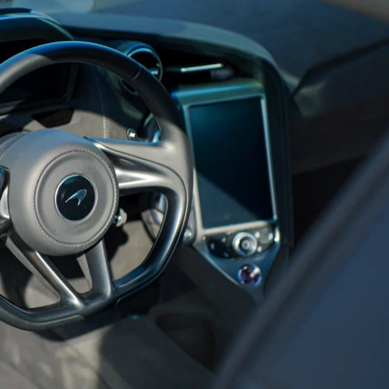 McLaren 720s Spyder