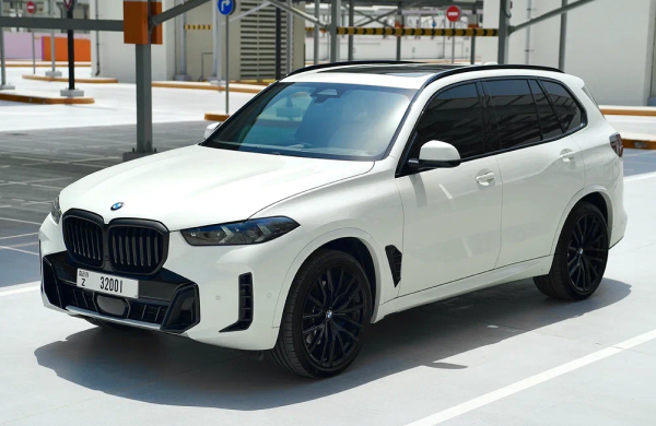BMW X5 2025 (white)